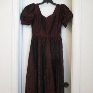 Vintage 80's Laura Ashley, Burgandy, Taffeta, Puff Sleeves, V-cut Dress Size 12